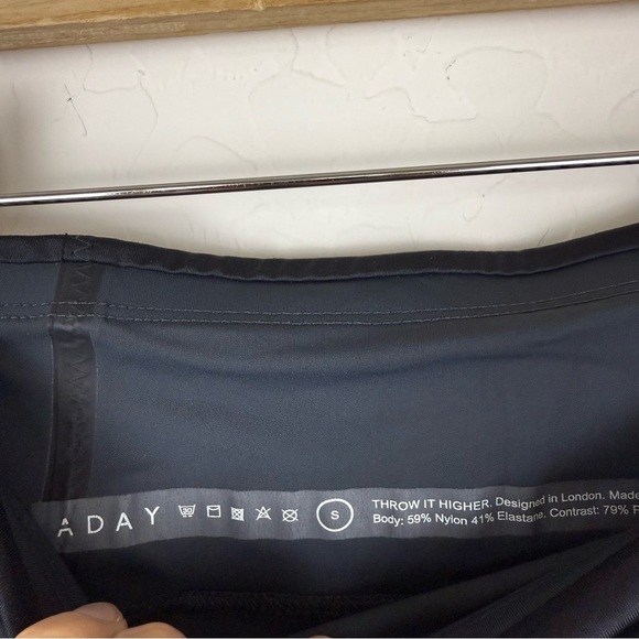 ADAY Throw It Higher Legging in Black - Picture 4 of 11